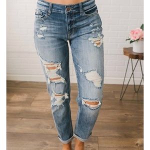 Beach Bum Boyfriend Crop Jeans